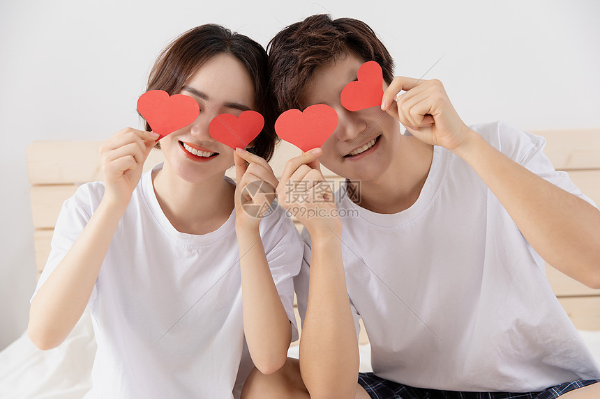 A股公告精选 | 药明康德(603259.SH)上半年净利润同比增长超101%