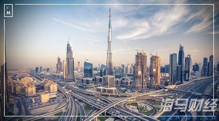 特斯拉(TSLA.US)推出复古未来风格餐厅,正式开张于好莱坞